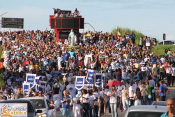 Marcha com Maria volta a acontecer em Itabuna e atrai multidão de fieis