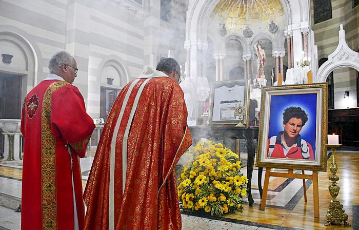 Carlo Acutis: o primeiro santo da geração millennial, exemplo de santidade para os jovens